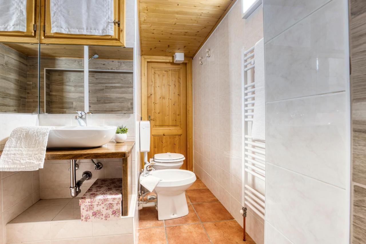 Incanto Walser Apartments Ronco Macugnaga Zewnętrze zdjęcie